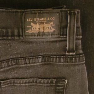 levis
